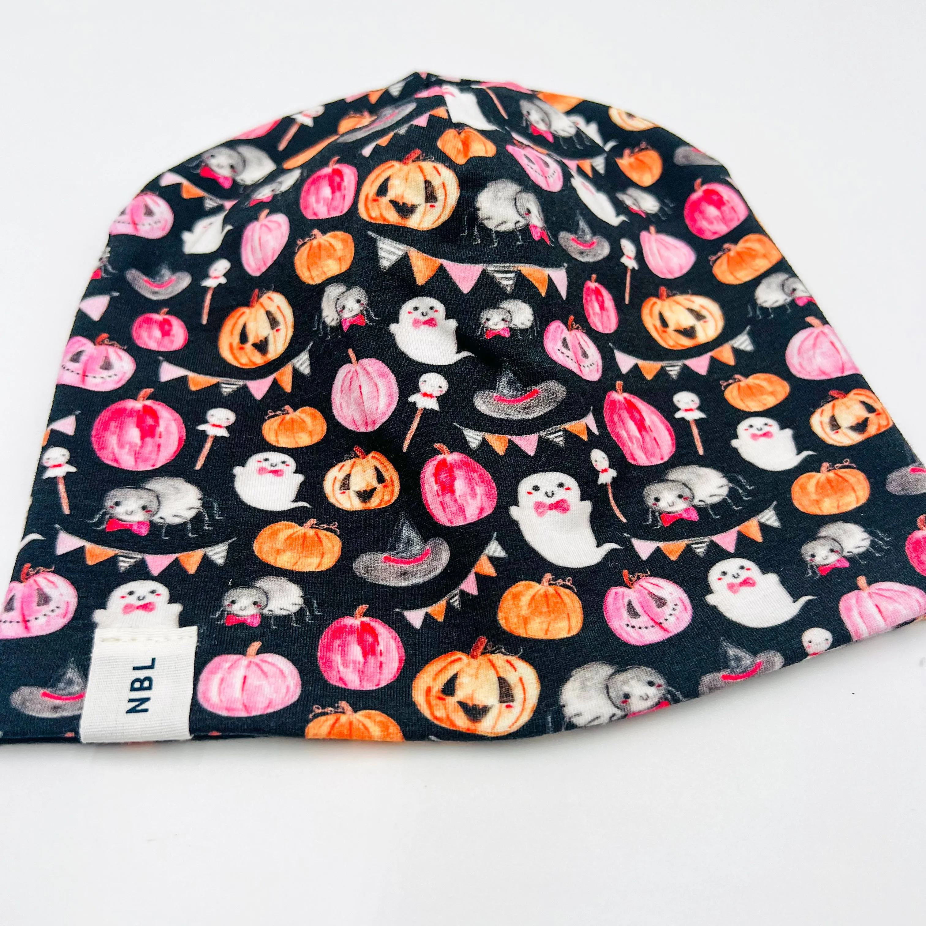 Beanie Hat (cute Halloween black)