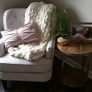 Cozy Ivory Chunky Knit Wool Blanket