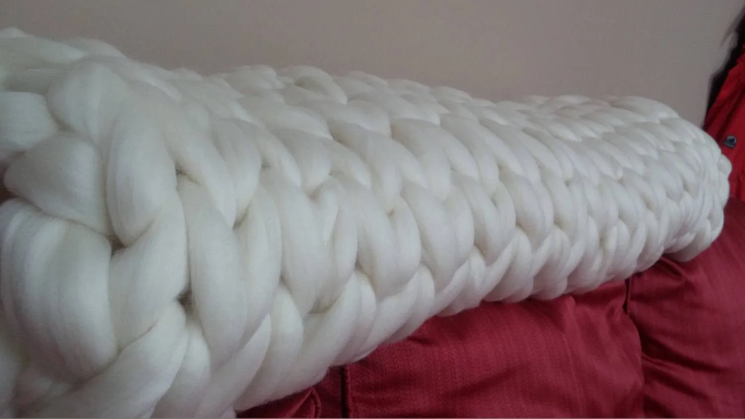 Cozy Ivory Chunky Knit Wool Blanket